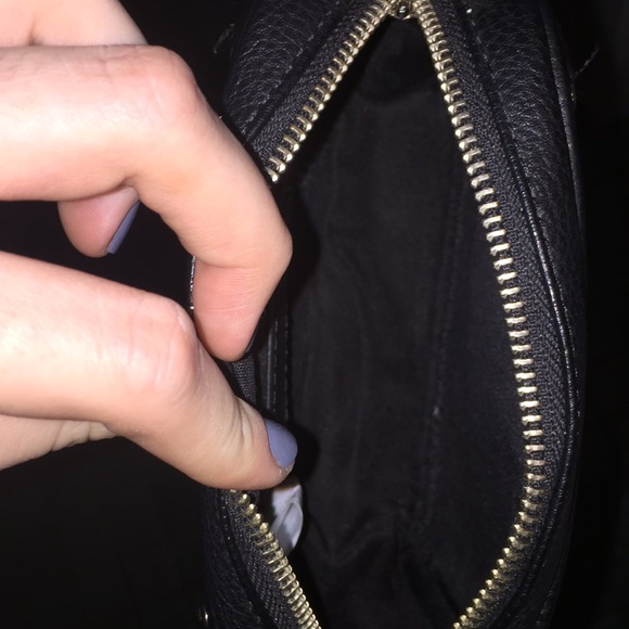 🖤 Mini Express Crossbody 🖤 - Picture 5 of 6